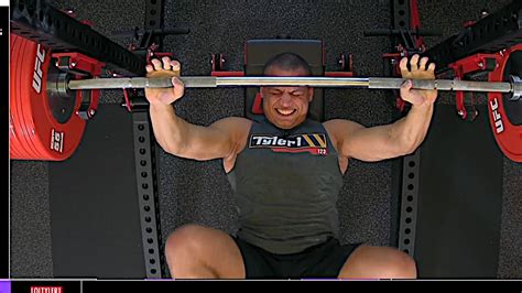 Tyler1 lift 415 lbs / 188 kg Bench .